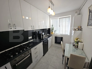 Apartament 3 camere, 56 mp, zona Podul Ros  - imagine 6