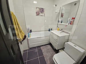 Apartament 3 camere, 56 mp, zona Podul Ros  - imagine 9