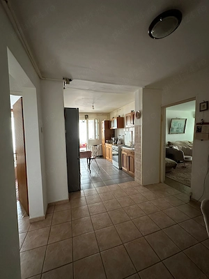 Apartament 4 camere - imagine 4
