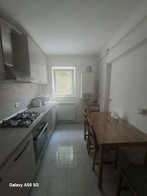 Închiriez apartament  - imagine 8