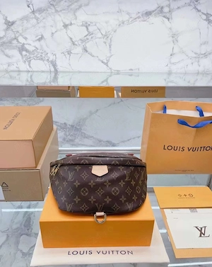 Geanta Louis Vuitton, piele