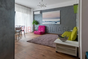 Mamaia Nord, apartament lux, parter cu balcon, zona Lidl-Uzina de pizza