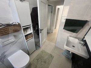 Apartament 3 camere, 73 mp, decomandat, zona Nicolina - imagine 11