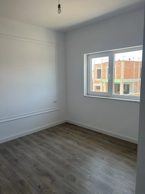 Jumătate de duplex premium, 120 mp utili, teren 256 mp, garaj și 3 dor - imagine 13
