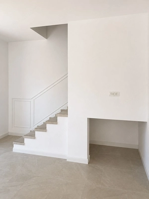 Jumătate de duplex premium, 120 mp utili, teren 256 mp, garaj și 3 dor - imagine 16