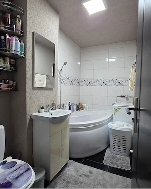 Apartament ultracentral Campeni  - imagine 5