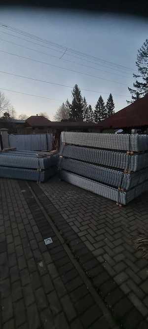 Plase de gard 2,50 lungime pe 1,50 înălțime 
