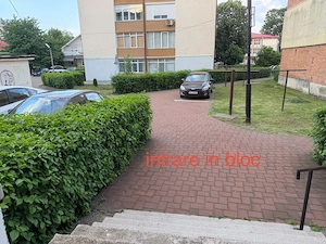 Vand apartament 2 camere central Targu_Neamt - imagine 3