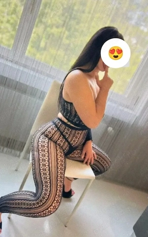 Ramona 23 ani
