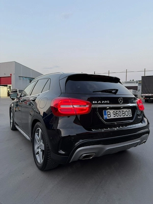 Mercedes GLA 220 AMG Line - imagine 2
