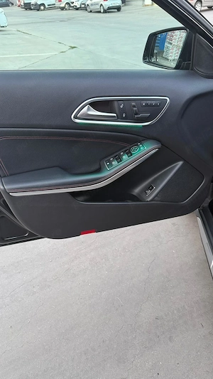 Mercedes GLA 220 AMG Line - imagine 4