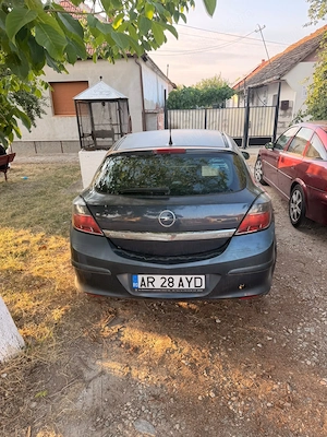 Opel Astra H 2008 - imagine 2