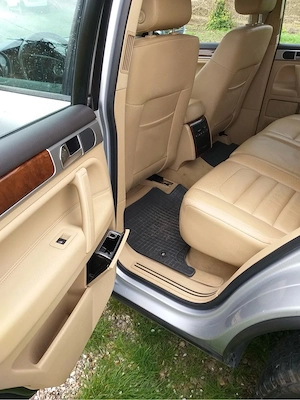 Volkswagen Touareg - imagine 3