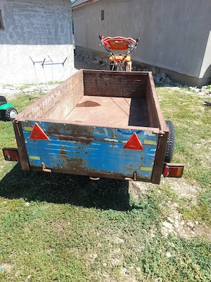 Vand  motocultor  de 11 cai dizel  cu totul de mai jos in rescriere mai multe detali la telefon.    