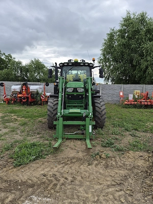 Tractor JOHN DEERE model 6130R FT4, An Fabricatie 2019 - imagine 4