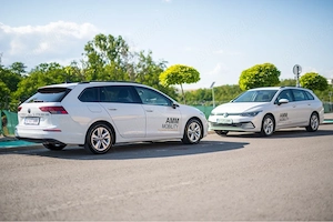 VW Golf 8 Variant 2021,2022, inchirieri auto Cluj, rent-a-car, inchirieri masini aeroport - imagine 3