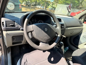 Renault Clio 1.2 benzin 2003, ambreiaj defect  - imagine 3