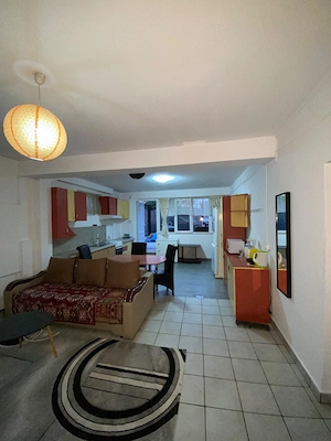 Inchiriez apartament la casa în zona UMF, Medicina