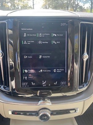 Vând Volvo XC60, an fabricație 2020, cu doar 54.000 km. - imagine 8