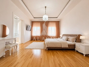 Apartament de lux, 3 camere, cladire istorica, zona Traian - imagine 2