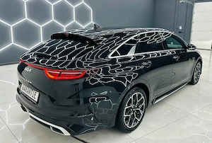Kia pro cee'd - imagine 3