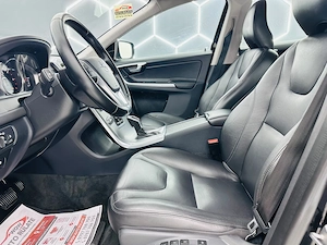 Volvo XC60 - imagine 12