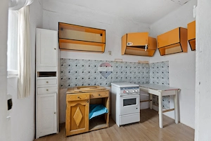 Casă de vânzare în zona Gai cu teren de 1.480 mp - imagine 8