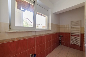 Proprietate multifunctionala | Doua cladiri | 581 mp | Pitesti - imagine 14