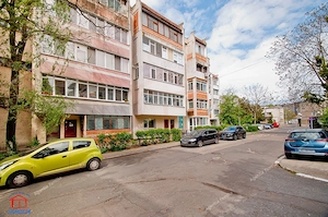 Vanzare apartament cu 2 camere, centru( Egreta, bloc din 90''), parter - imagine 16