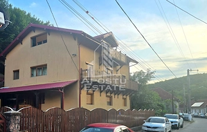 Prnsiunr in Moneasa 8 camere