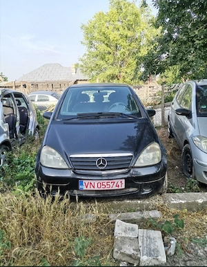 Bot față: aripă, capotă,  far Mercedes-Benz A Class