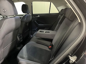 Volkswagen T-Roc - imagine 12