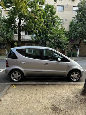Vând Mercedes A170