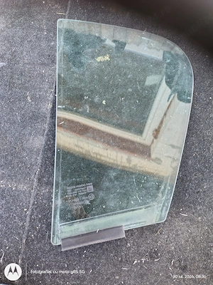 Geam dreapta spate,cel mic,Opel Corsa D HATCHBACK - imagine 3