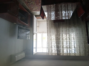 Apartament 3 camere,decomandat,centrala,vis a vis CET 2 balcoane,87000,negociabil
