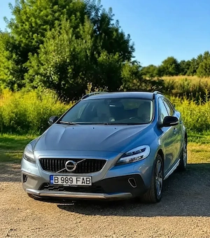 Volvo V40 Cross Country D4 | 190 CP | 2017 | Primul proprietar în Suedia | Revizii Volvo - imagine 6