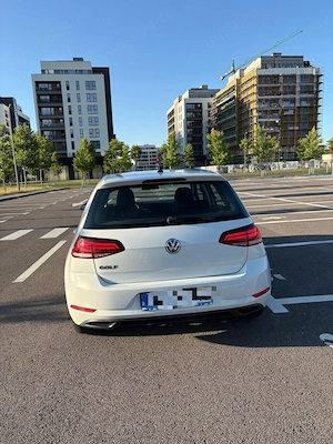 Volkswagen Golf 8 Trendline 1.0 TSI 115 CP | 2  km |  - imagine 4