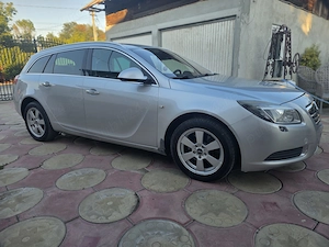 Opel Insignia 2010.Sports Tourer. Cutie Automata.2000CDTI 150Cp Euro 5. Deosebita.2250 Euro - imagine 2