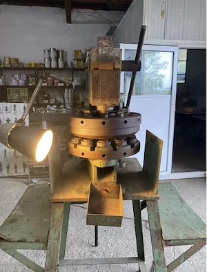 Presa manuala cu 12 capete si cu parghii multiplicatoare WIDEMANN