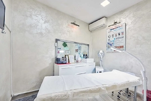 Inchiriez post pentru cosmetica  - imagine 2