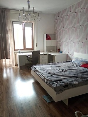 Apartament 4 camere langa Facultatea .de Medicina - imagine 4