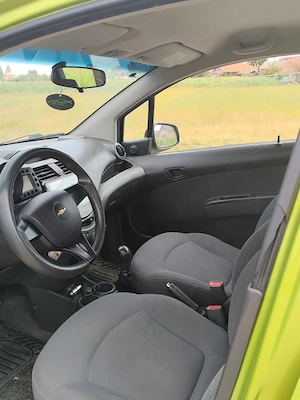 vând Chevrolet spark 2012 - imagine 5