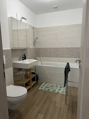 Apartament de 2 camere de inchiriat -- bloc nou, parcarea inclusă  - imagine 8