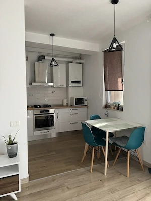 Apartament de 2 camere de inchiriat -- bloc nou, parcarea inclusă  - imagine 3