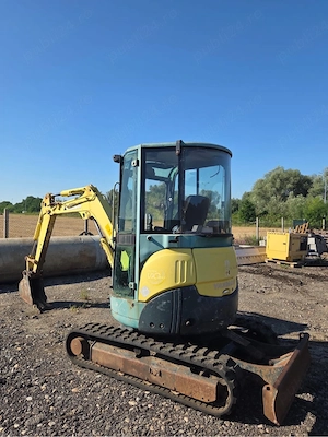 Miniexcavator Yanmar VIO 30, 3.3Tone, AN 2004 - imagine 3