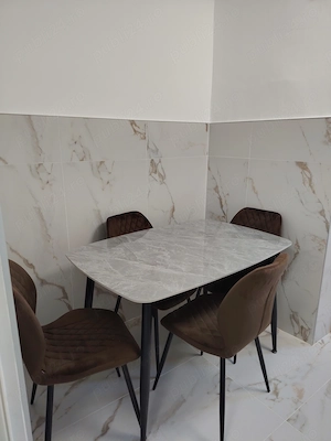 Inchiriez apartament 3 camere - imagine 2