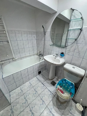 VEST- APARTAMENT 2 CAMERE DECOMANDAT  ,CENTRALA GAZ, ETAJ 2 - imagine 3