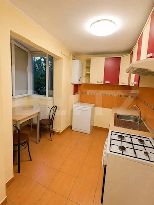 Apartament cu 3 camere, 69,85 mp, garaj inclus, etaj intermediar, zona Burdea - imagine 4