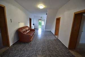 casa P+E cu 2 intrari, 240 mp, 7 cam, in Becicherecu Mic, la 15 km de Timisoara - imagine 8