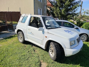 Suzuki Vitara 2 litri benzina 